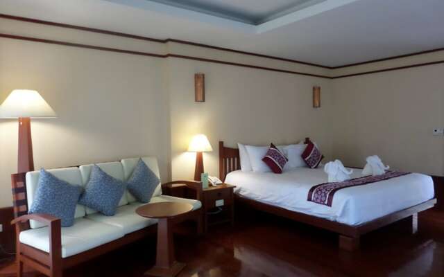 Sappraiwan Elephant Resort & Sanctuary