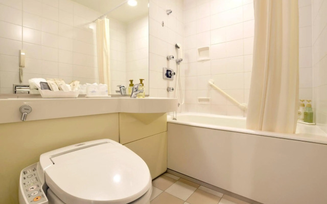Okura Chiba Hotel