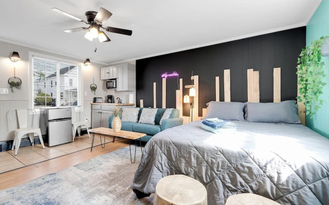 Sandcastle Inn & Motel