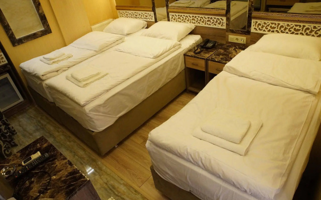 Holiday Business Otel