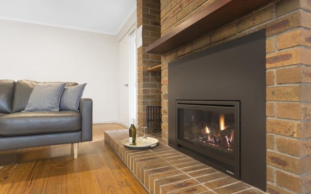 Rest @ Rye Beach House