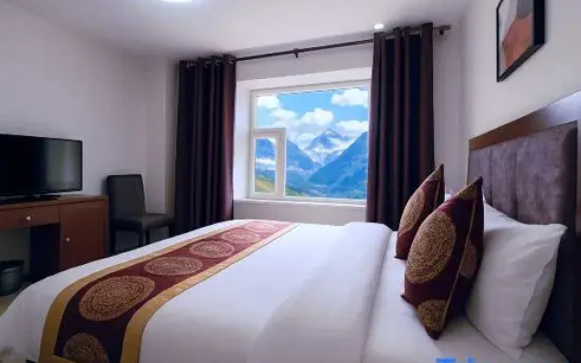 Daocheng Yangde Hotel