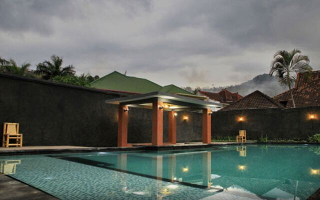 Puri Senggigi Hotel