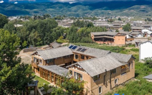 Shiran Mountain House Resort Hotel Shaxi Ancient Town