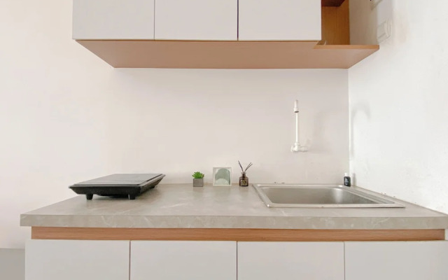 Simple And Cozy Studio At Urbantown Serpong Apartment