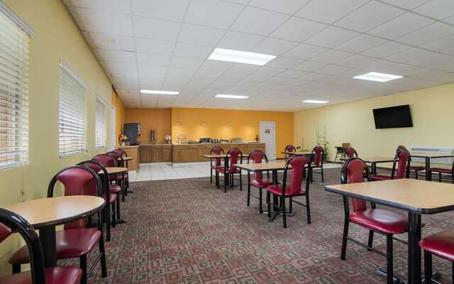 Americas Best Value Inn Tulsa at I-44