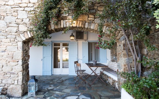Beautiful Villa at Panormos