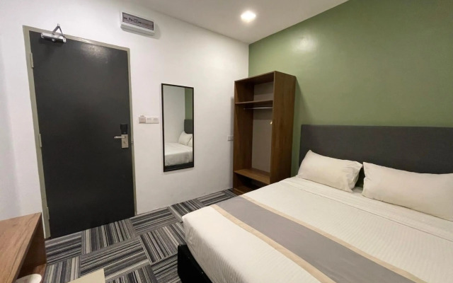 WE Hotel