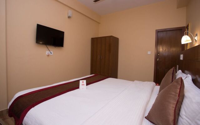 OYO 226 Hotel Pokhara Blue Lake