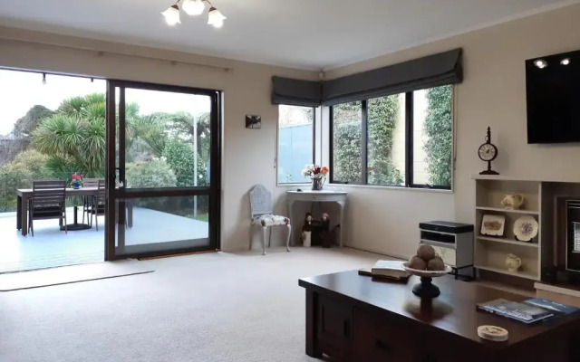 Rest & Relax at Ruskin