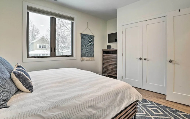 Traverse City Condo: Half Mi to Front Street!