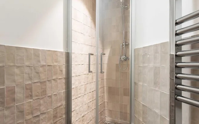 Elegance & Charm in Duplex 3br/8p - Heart 'marais'