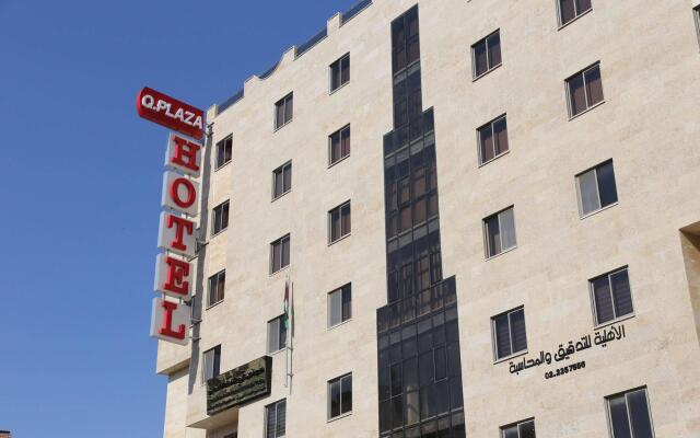 Queen Plaza Hotel