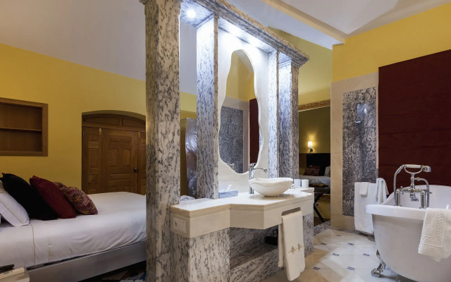 Sintra Marmòris Palace