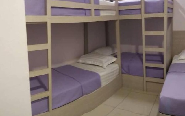 Lavender Riverside Hotel