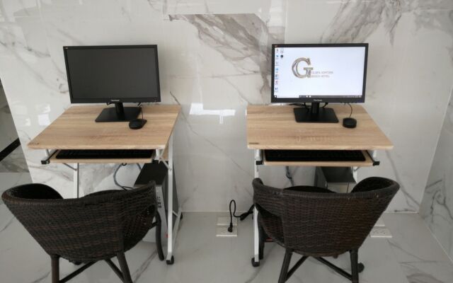 Golden Jomtien Beach Hotel