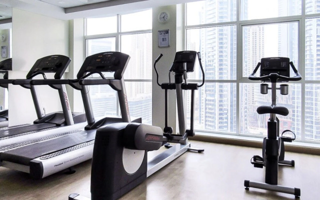 Warm & Spacious 2BR in The Famous Dubai Marina