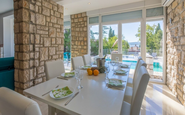 Stunning Holiday Home in Selce With Private Pool