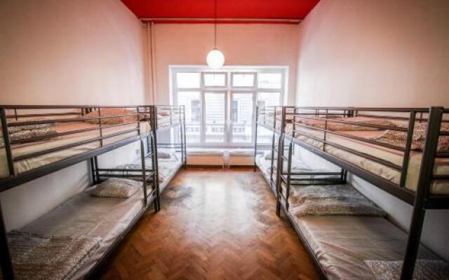 CoolTour Hostel