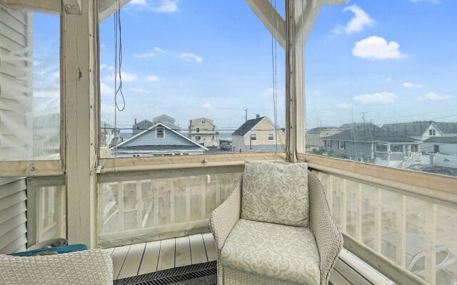 Seascapes - W153 Fantastic Condo Steps Away From Wells Beach And Town Center 2 Bedroom Home by RedAwning