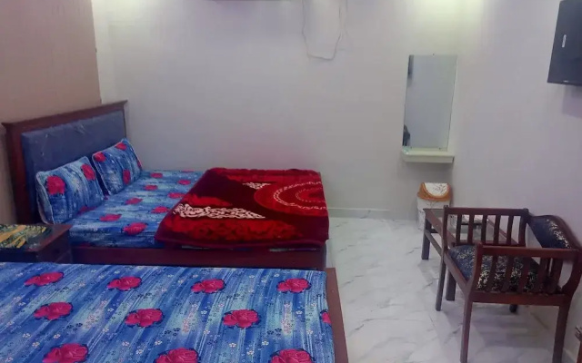 Four Season Guest House
