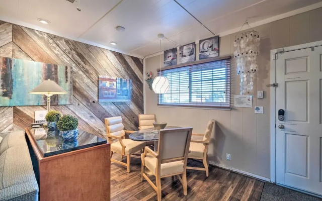 Luxurious Downtown Lodi Apartment in Wine Country!