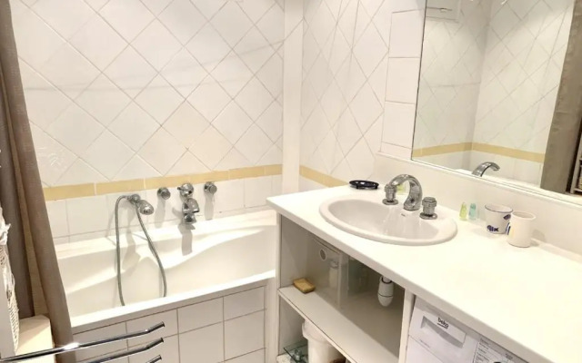 Marjolette - Inh 27921