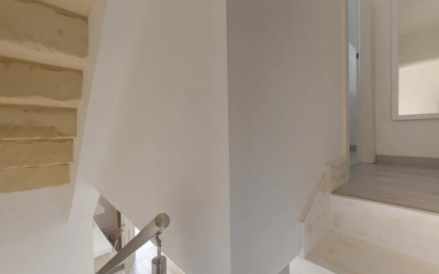 2252 Suite 79 by Barbarhouse