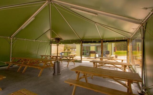 Blue Lake Top 10 Holiday Park