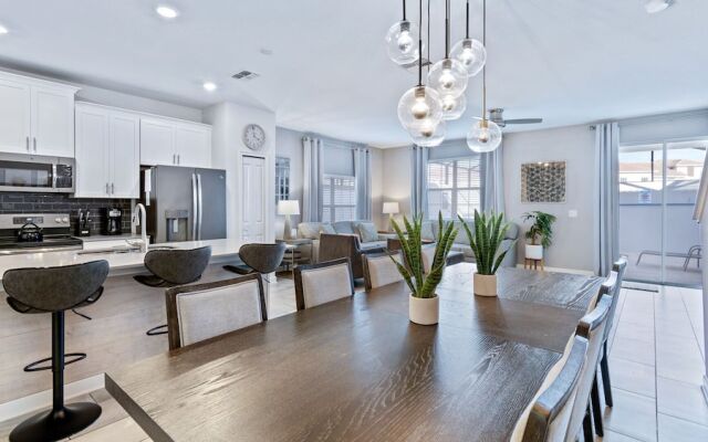 1563 Sandbagger Drive