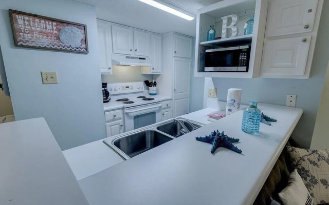 Sugar Beach 135 by RedAwning