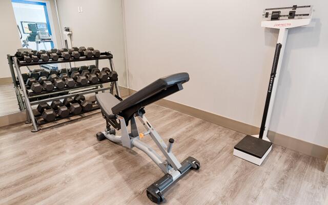 Holiday Inn Knoxville N - Merchant Drive by IHG