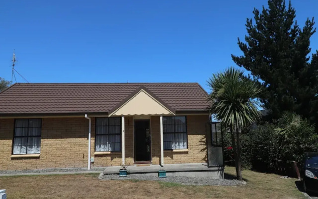 Sunny Unit on Grey Street