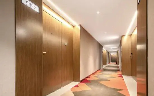 Borrman Hotel Wuhan Huangpo Longhui International Trade Center