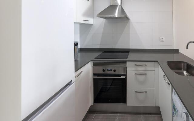 BREZO - Apartment with shared pool in Oliva Nova . Free WiFi