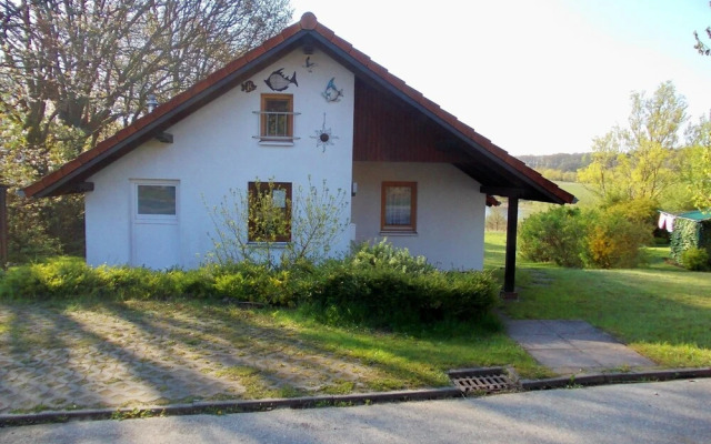 Sunlit Holiday Home near Town Center in Marlow