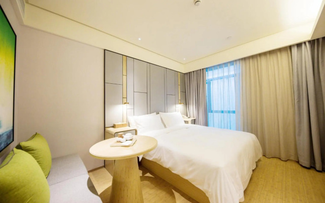 Ji Hotel (The Bund Shanghai, East Jinling Road)