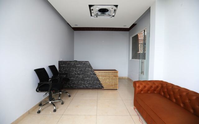 Hardik Palace By F9 Hotels
