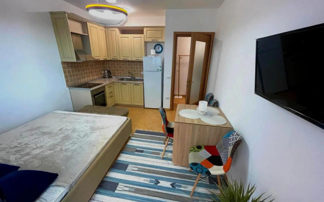Apartments in Golem