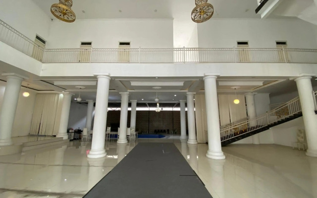 Capital O 1888 Griya RW Family Guest House