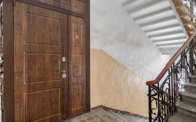 Апартаменты на проспекте Вознесенский 18