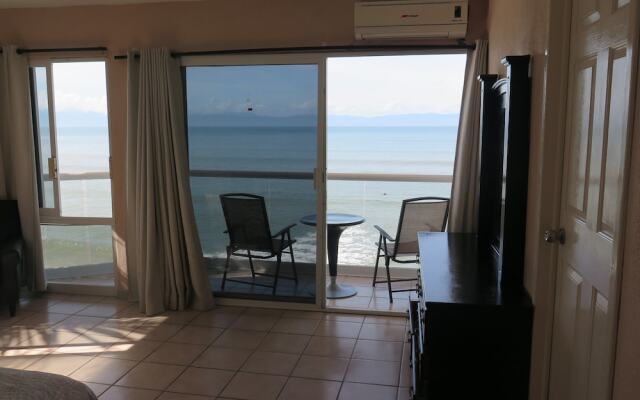 Suites Atlas - Ocean Front