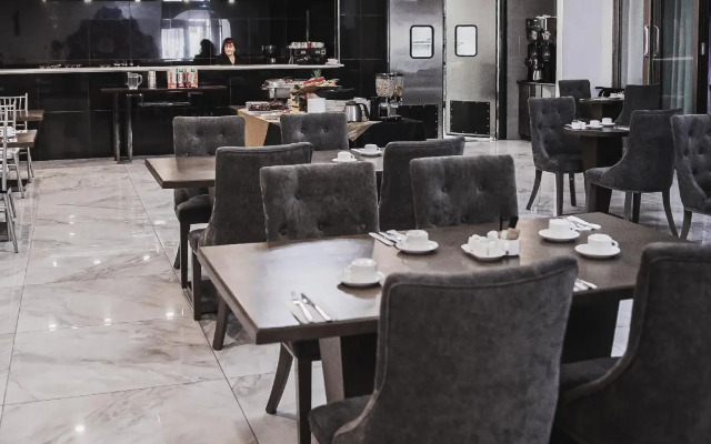 Hotel Montreal Metropolitan, BW Signature Collection