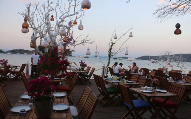 No 111 Boutique Hotel