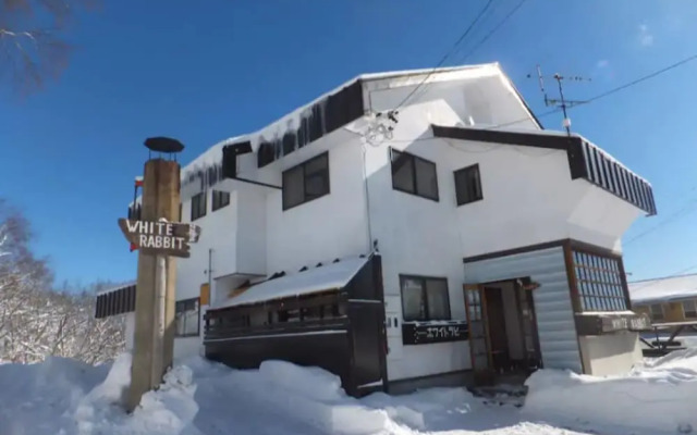 Rental Lodge WHITE RABBIT Madarao kogen Cottage RABBIT
