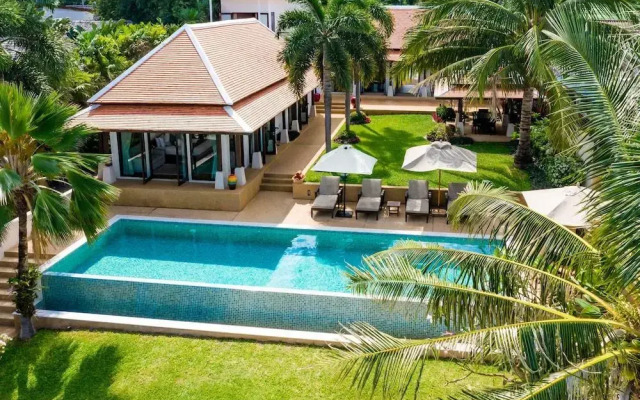 HSH - 3 Bedrooms Front Beach - Bangrak