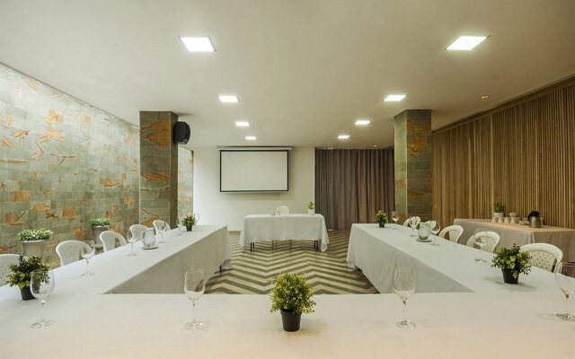 OZ Hotel