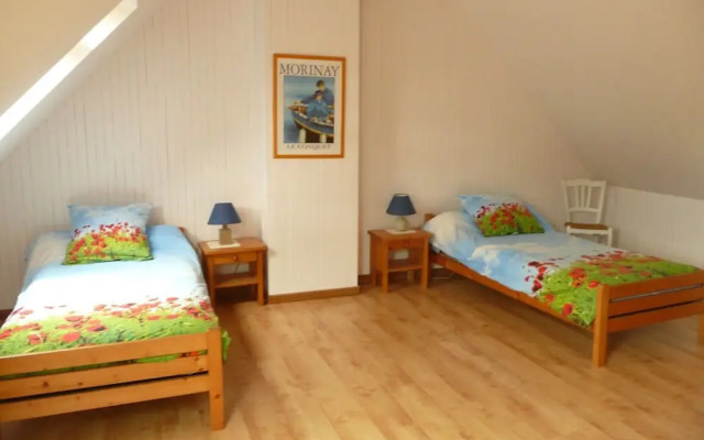 Holiday Home Near the Beach, Ploudalmezeau