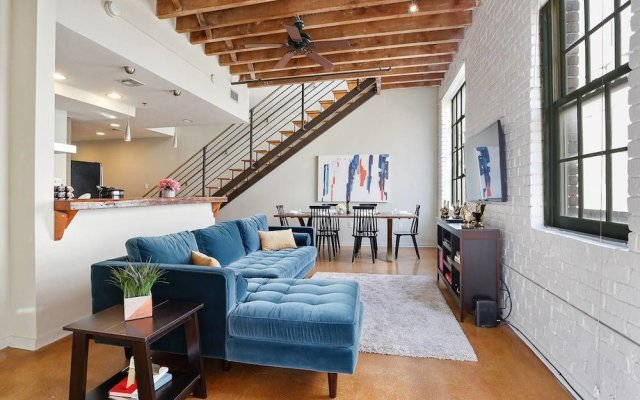 Gorgeous 3br/2ba Industrial Apt in Nola by Domio