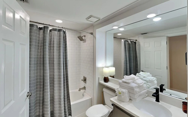 Shipwatch Surf & Yacht #301d